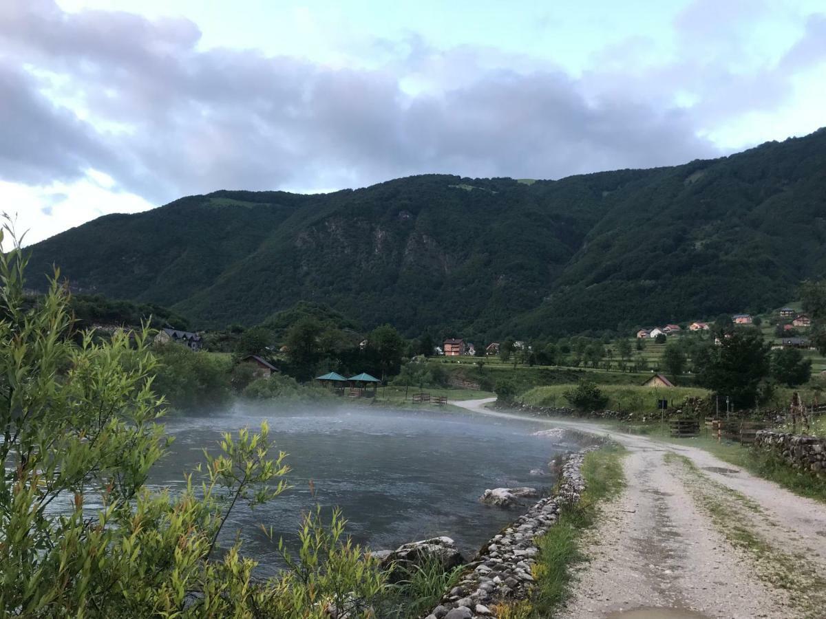 Guest House Kollata Vuthaj 外观 照片